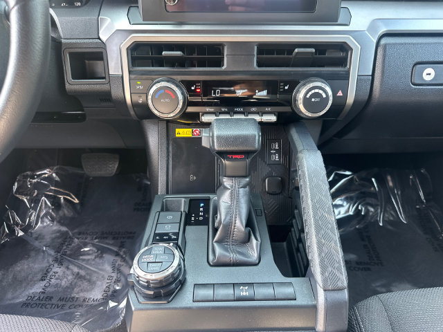 Used 2025 Toyota 4Runner TRD Off-Road AWD/4WD image 23