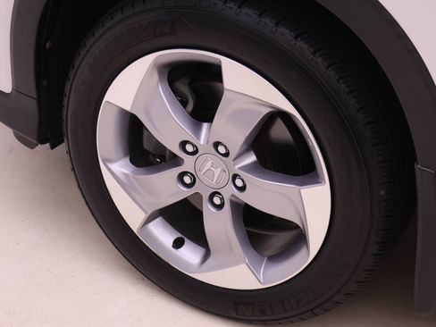 Certified 2022 Honda HR-V LX image 16