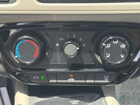 Used 2018 Honda HR-V LX image 28