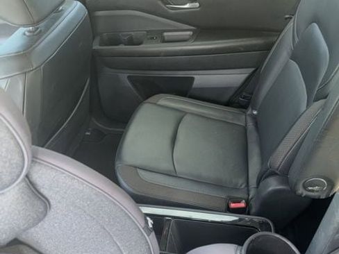 Certified 2022 Nissan Pathfinder SL w/ SL Premium Package AWD/4WD image 23