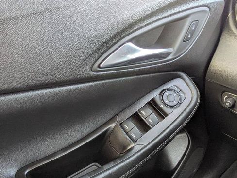 Certified 2023 Buick Encore GX Preferred w/ Cold Weather Comfort Package FWD image 23