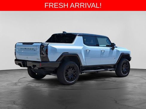 Used 2024 GMC Hummer EV 2X AWD/4WD image 12