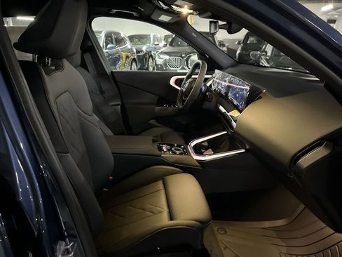 New 2025 BMW X3 xDrive30i w/ Convenience Package image 25