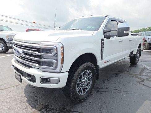 Used 2024 Ford F350 Limited w/ FX4 Off-Road Package AWD/4WD image 2