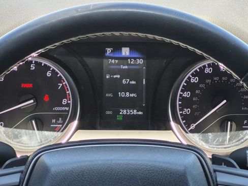 Used 2024 Toyota Camry SE FWD image 10