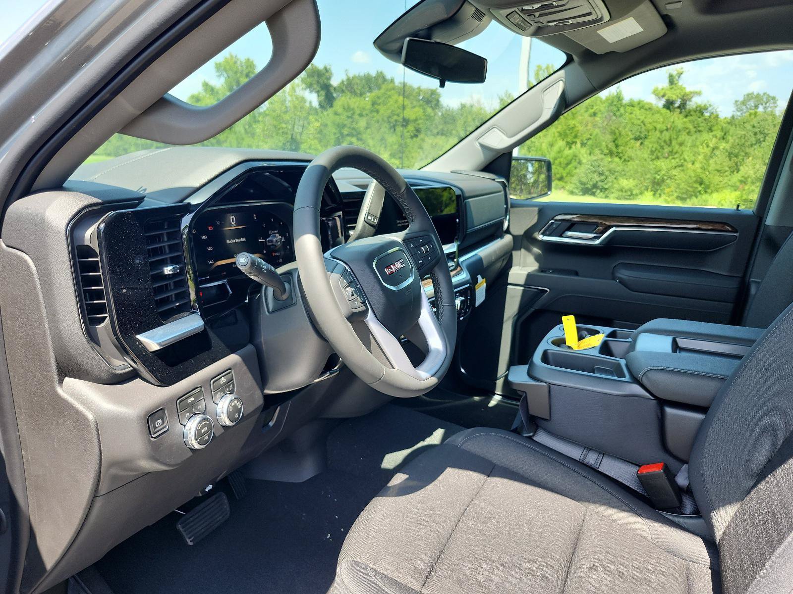 New 2026 GMC Sierra 1500 SLE AWD/4WD image 11