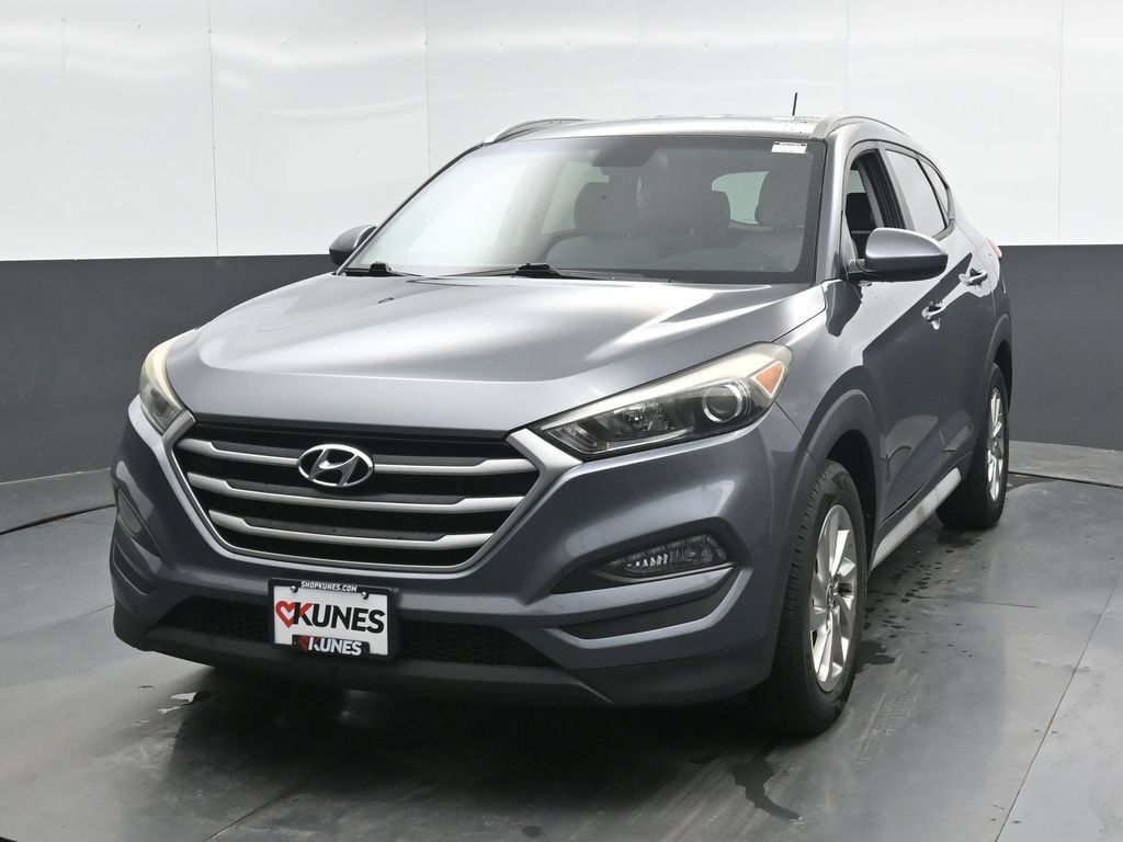 Used 2017 Hyundai Tucson SE w/ SE Popular Package 02 FWD image 6
