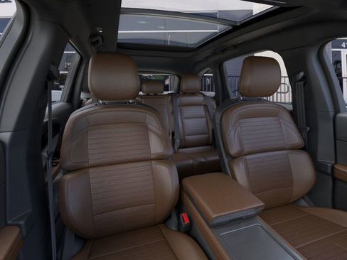 New 2026 Lincoln Nautilus Reserve image 10