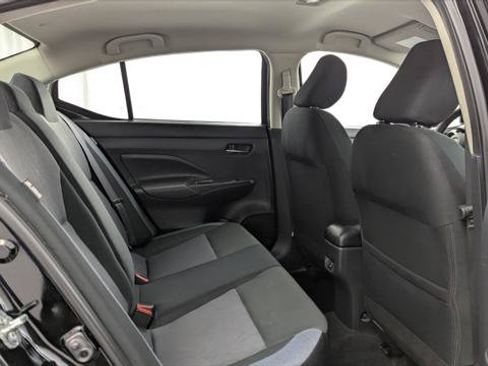 Used 2025 Nissan Versa SV FWD image 18
