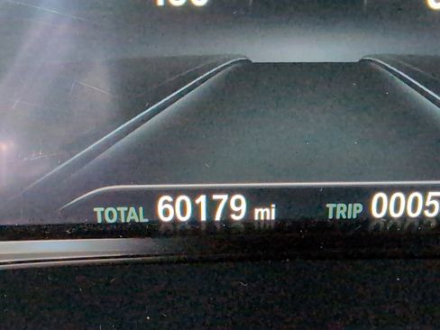 Used 2019 BMW 540i xDrive 540i xDrive w/ Convenience Package image 22