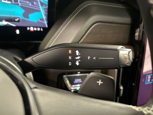 New 2026 GMC Yukon XL Denali Ultimate AWD/4WD image 17