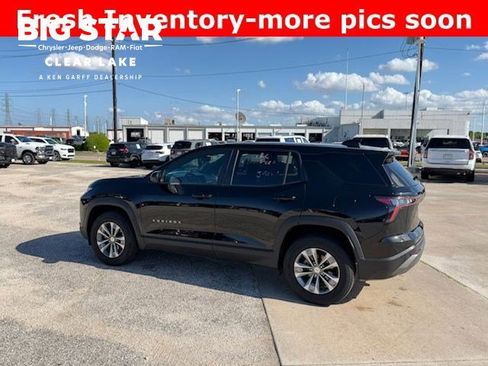 Used 2025 Chevrolet Equinox LT image 1