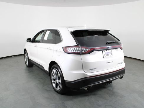 Used 2018 Ford Edge Titanium w/ Equipment Group 301A AWD/4WD image 15