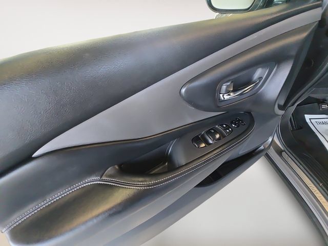 Used 2024 Nissan Murano SV AWD/4WD image 10