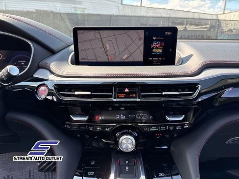 Used 2023 Acura MDX A-Spec image 32