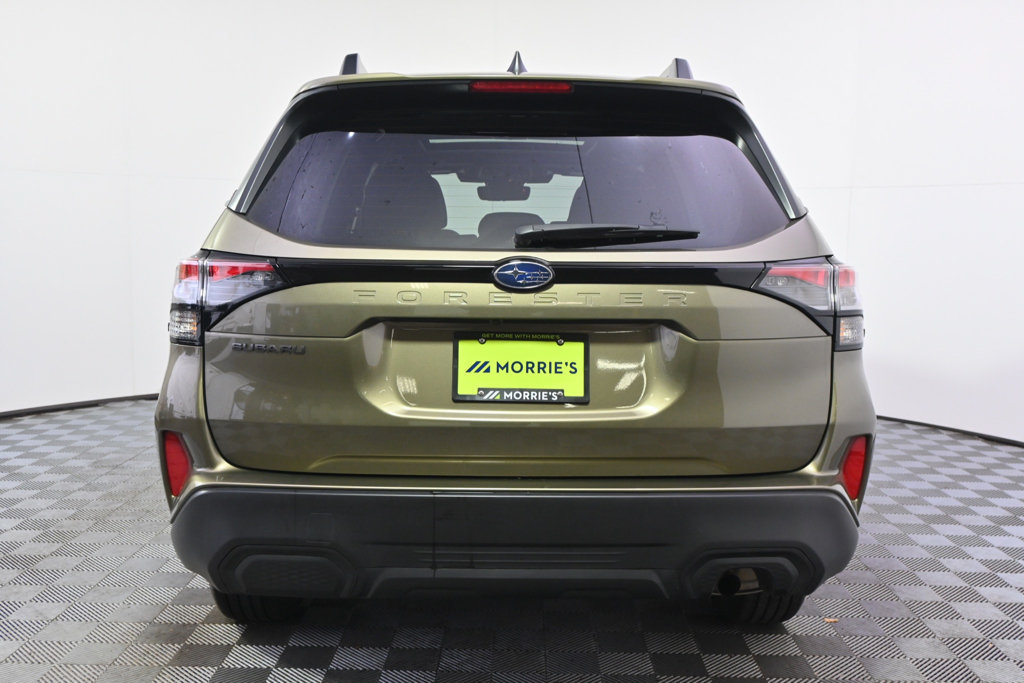 Used 2025 Subaru Forester Premium AWD/4WD image 5