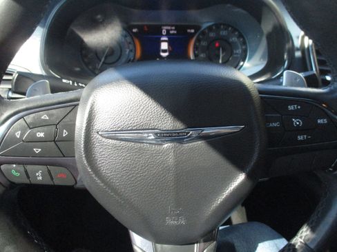 Used 2015 Chrysler 200 S w/ Navigation & Sound Group I FWD image 27