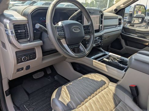 Used 2026 Ford F450 Platinum w/ Platinum Plus Package AWD/4WD image 18