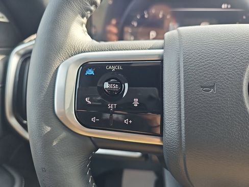 New 2026 Nissan Armada SL w/ Captain's Chari Seat Package image 23