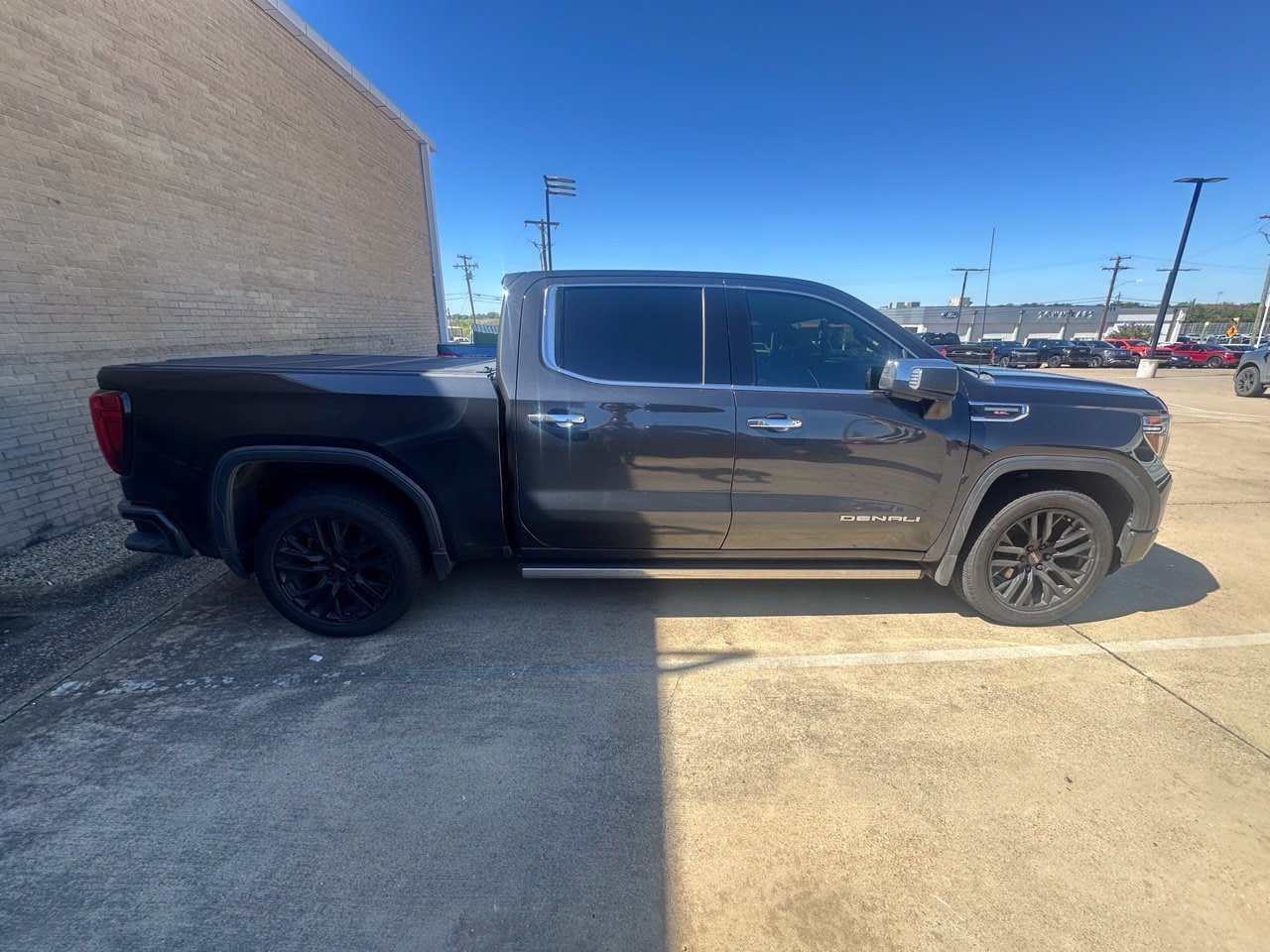 Used 2020 GMC Sierra 1500 Denali w/ Denali Ultimate Package AWD/4WD image 17