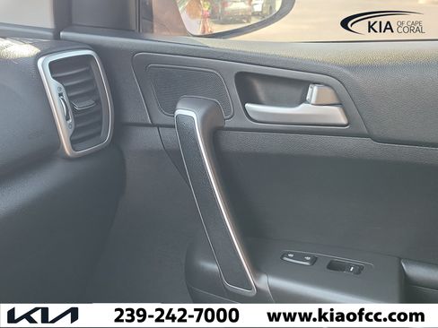 Used 2018 Kia Sportage LX FWD image 30