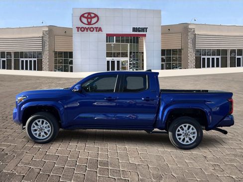 Certified 2025 Toyota Tacoma SR5 image 4