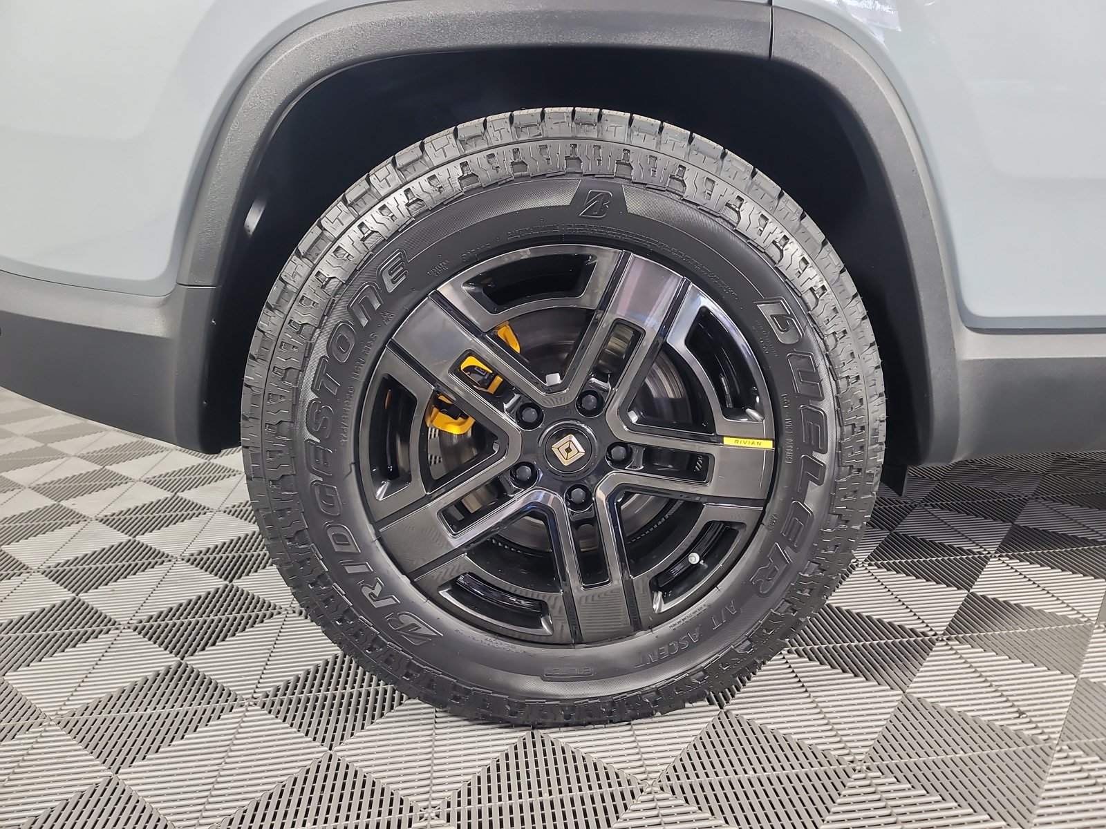 Used 2023 Rivian R1S Adventure Quad AWD/4WD image 12