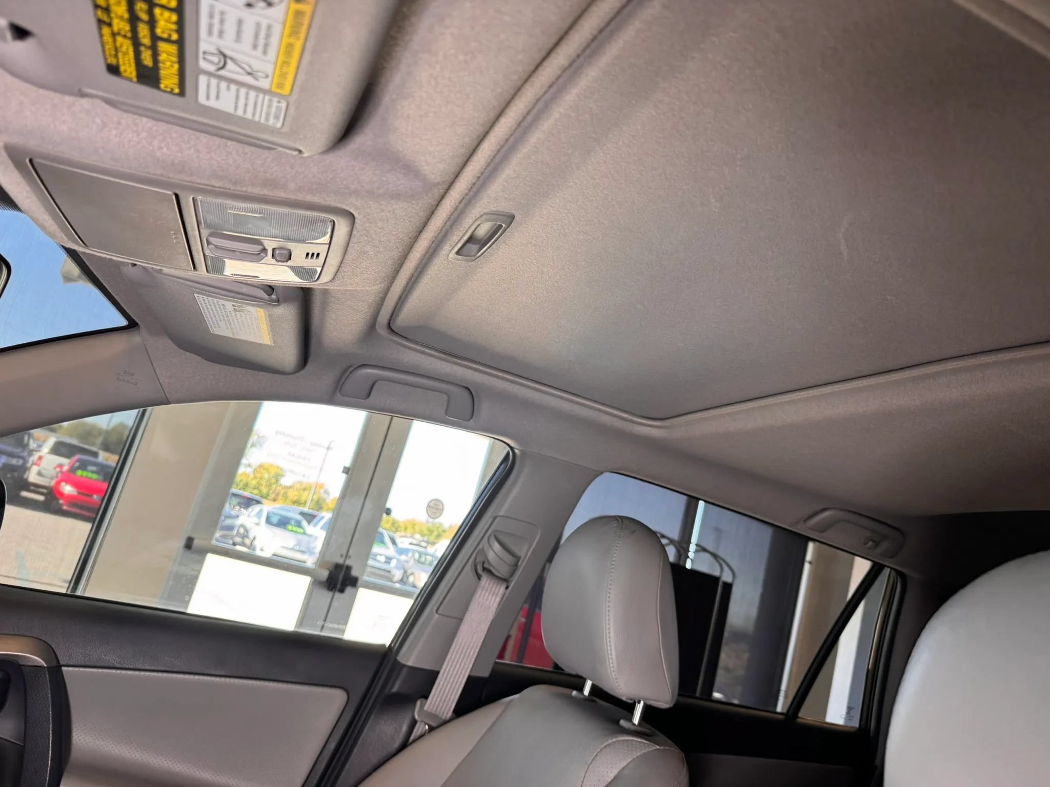 Used 2010 Toyota RAV4 Limited FWD image 34