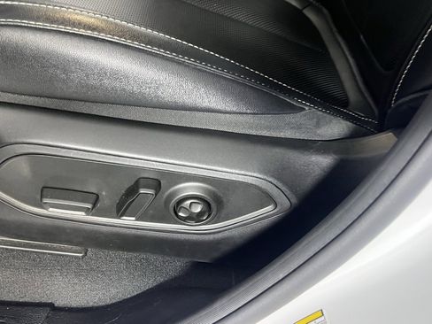 Certified 2024 Jeep Grand Cherokee L Limited w/ Luxury Tech Group II image 23