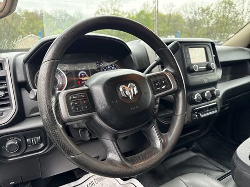 Used 2019 RAM 3500 Tradesman w/ Chrome Appearance Group RWD image 12