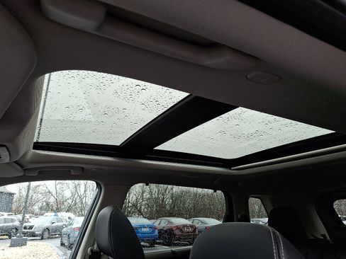 Certified 2023 Nissan Rogue SL w/ SL Premium Package image 17