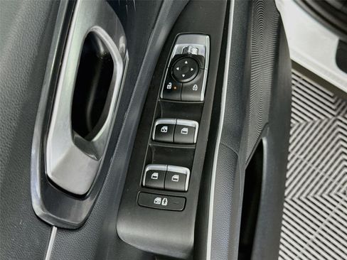 Certified 2025 Kia Sorento S w/ Panoramic Sunroof Package FWD image 20