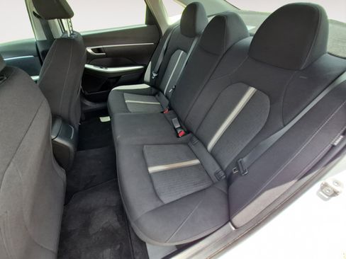 Used 2025 Hyundai Sonata SE FWD image 22