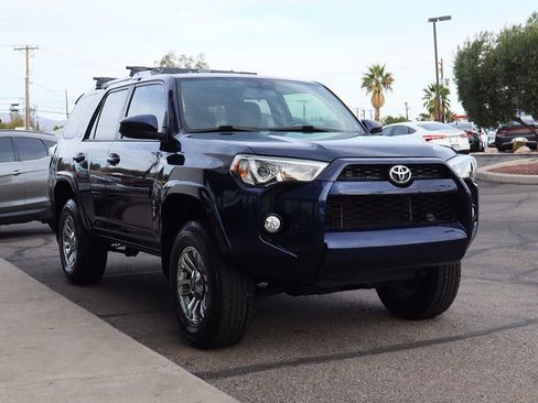 Used 2017 Toyota 4Runner SR5 image 14