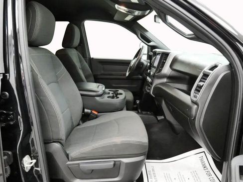 Used 2024 RAM 3500 Tradesman w/ Chrome Appearance Group image 16