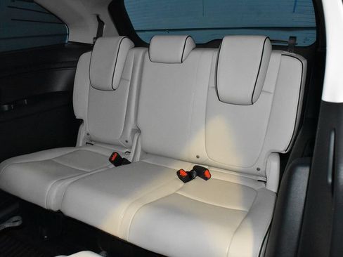 Used 2026 Honda Odyssey Touring image 24