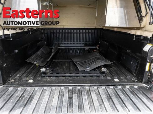 Used 2020 Toyota Tacoma SR RWD image 9