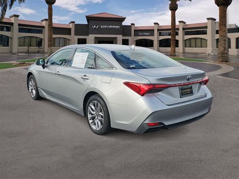 Used 2021 Toyota Avalon XLE w/ Carpet Mat Package (TMS) image 6