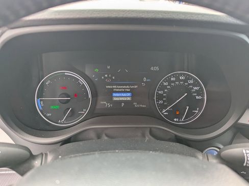Used 2024 Toyota Sienna Limited FWD image 22