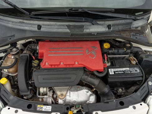 Used 2013 FIAT 500 Abarth w/ Comfort/Convenience Group image 5