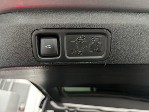 Used 2021 Ford Expedition XLT AWD/4WD image 38