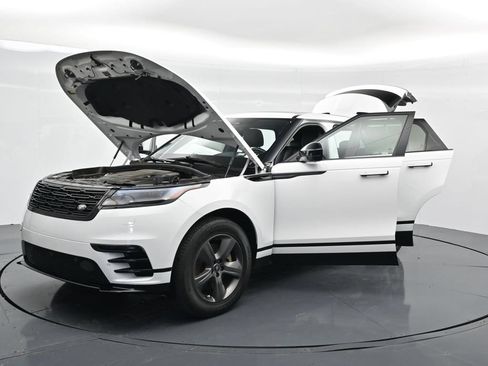 Used 2025 Land Rover Range Rover Velar Dynamic SE AWD/4WD image 37