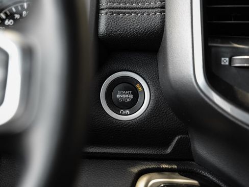 Used 2023 RAM 1500 Laramie AWD/4WD image 30