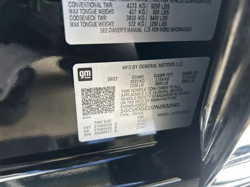 Used 2022 Chevrolet Silverado 1500 LTZ w/ LTZ Convenience Package II AWD/4WD image 35