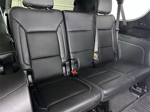 Used 2023 GMC Yukon XL Denali w/ LPO, Floor Liner Package image 28
