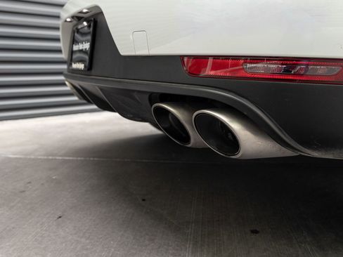 Certified 2021 Porsche Macan S image 23