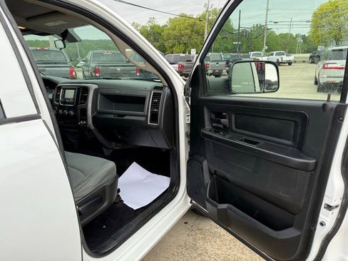 Used 2018 RAM 1500 Tradesman w/ Popular Equipment Group AWD/4WD image 32