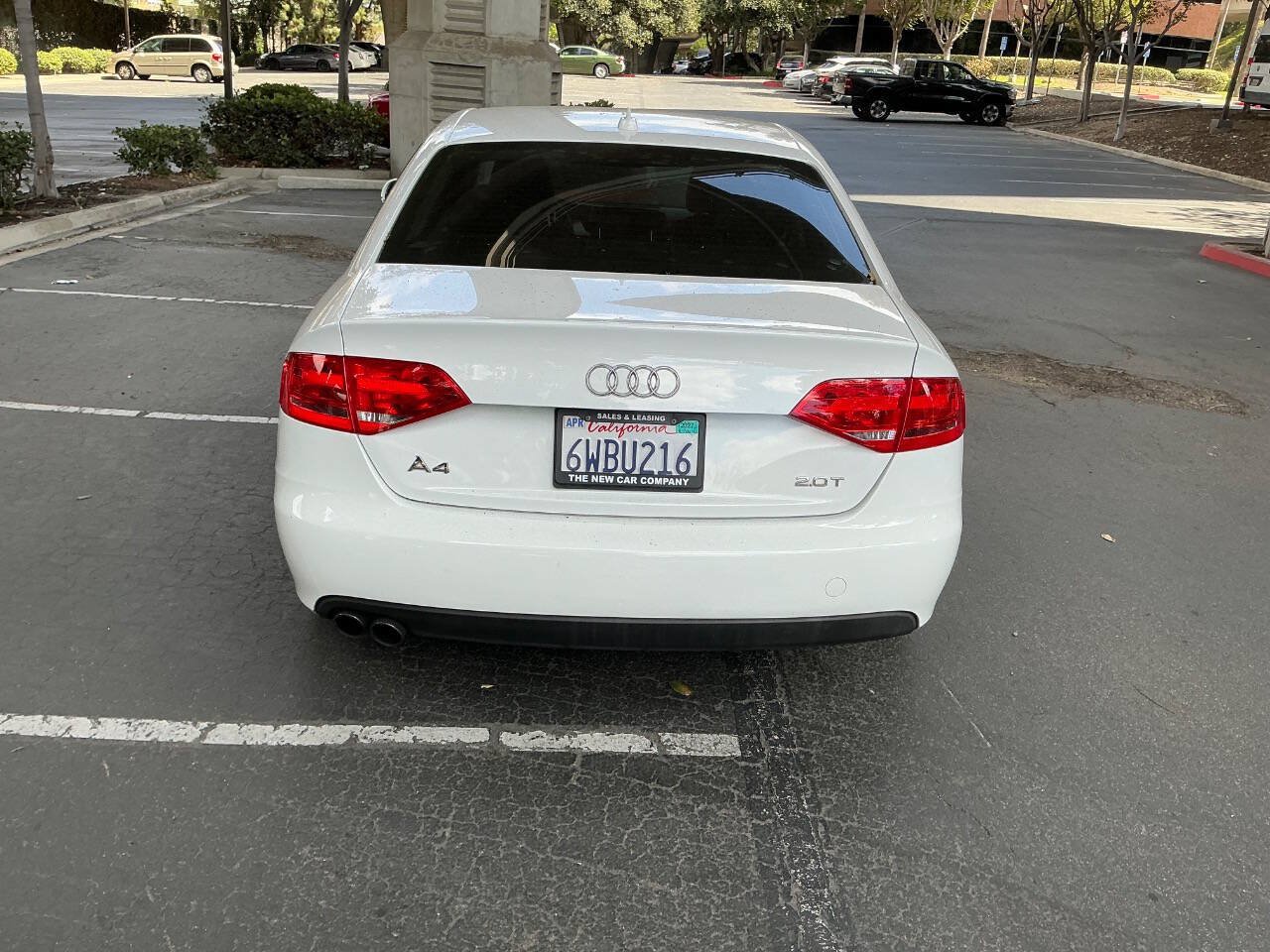 Used 2012 Audi A4 2.0T Premium w/ Convenience Pkg FWD image 5