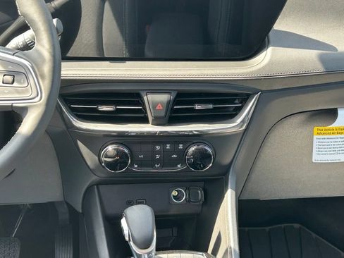 New 2026 Buick Encore GX Preferred w/ Comfort Package AWD/4WD image 12