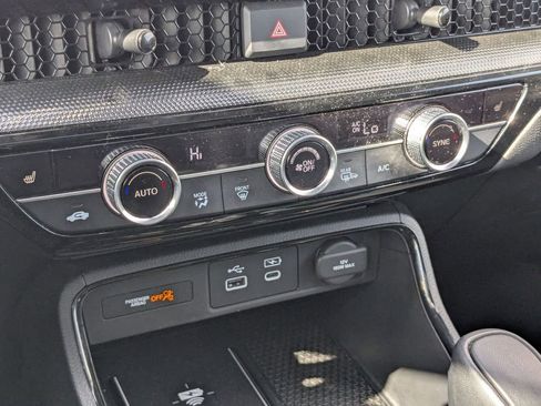 Used 2025 Honda CR-V EX-L image 22